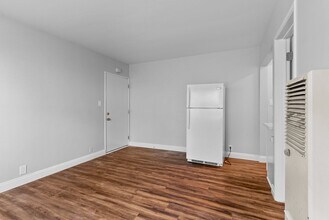 1620 E Appleton St in Long Beach, CA - Building Photo - Building Photo