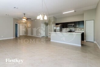 310 SW Undallo Rd in Port St. Lucie, FL - Building Photo - Building Photo