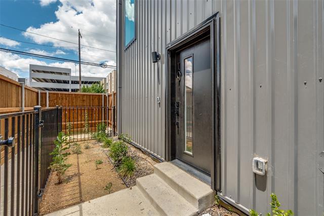 1612 Grigsby Ave in Dallas, TX - Building Photo - Building Photo