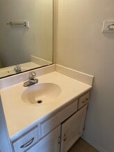 1830 Stargazer Dr, Unit B in Cookeville, TN - Foto de edificio - Building Photo