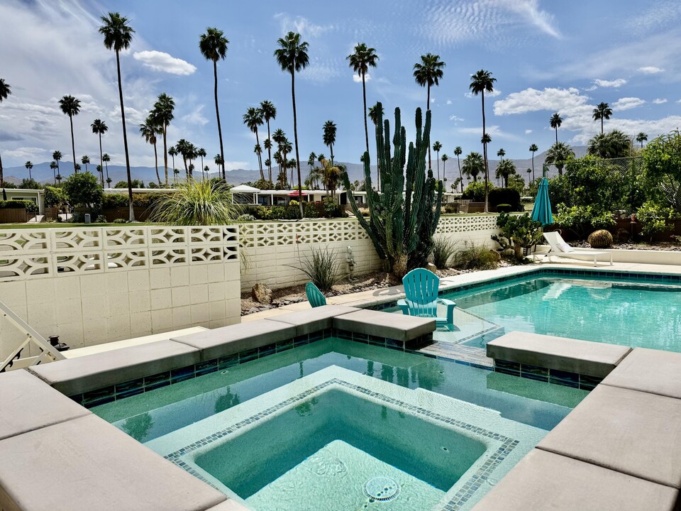 73607 18th Fairway Ln in Palm Desert, CA - Building Photo