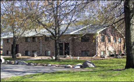 1532 Roosevelt Dr in Northfield, MN - Building Photo - Building Photo