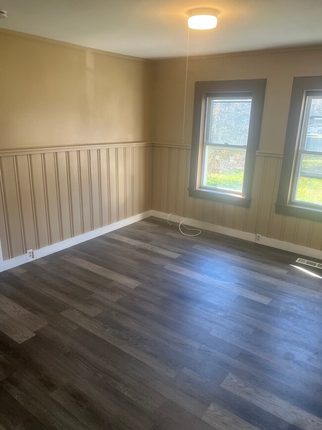 15 Chisholm Ave, Unit #1 in Brockton, MA - Building Photo - Building Photo