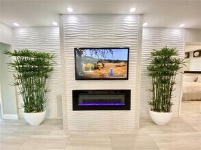 1004 SE 22nd Ave in Pompano Beach, FL - Building Photo - Building Photo