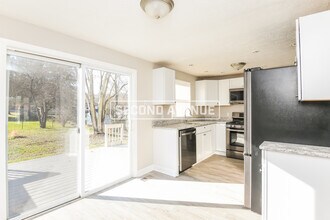 402 Lehigh Dr in Cranberry Township, PA - Building Photo - Building Photo