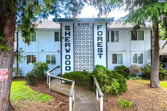 Sherwood Forest Apartments in Lakewood, WA - Foto de edificio - Building Photo