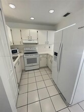 2985 W 80th St in Hialeah, FL - Building Photo - Building Photo