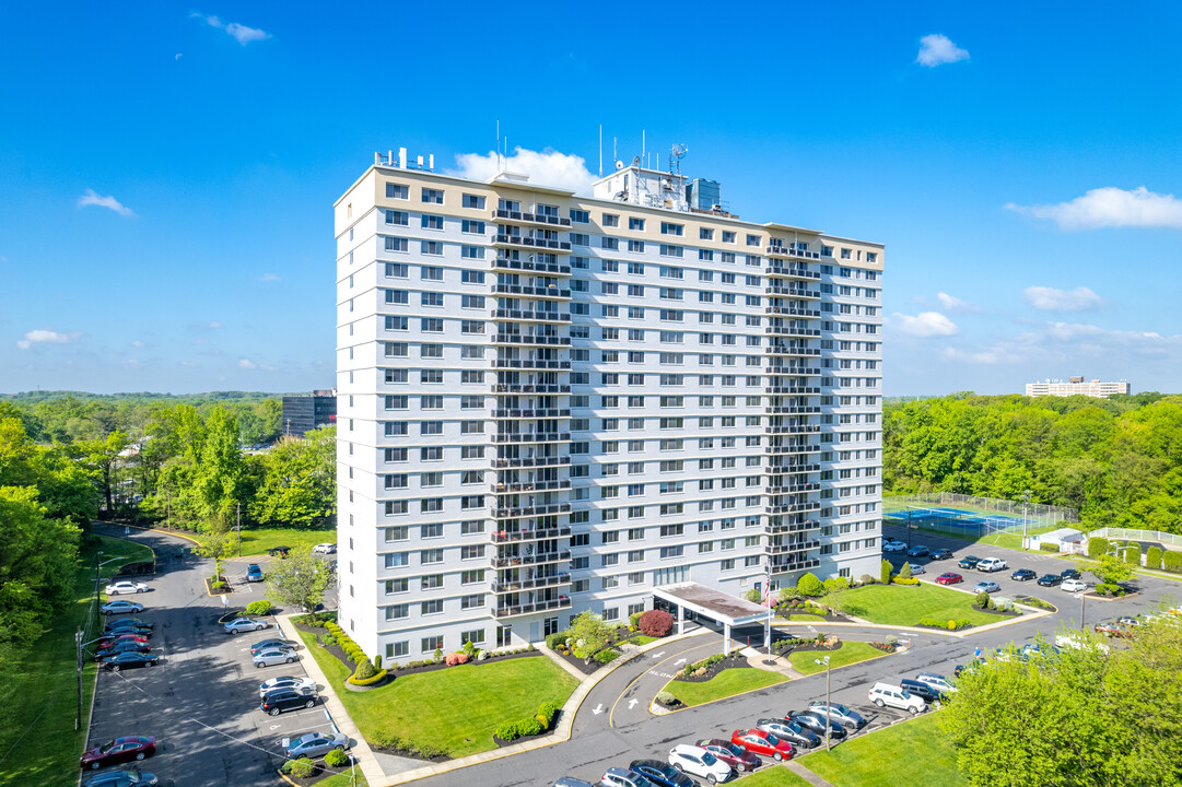 Mark 70 Condominiums in Cherry Hill, NJ - Building Photo