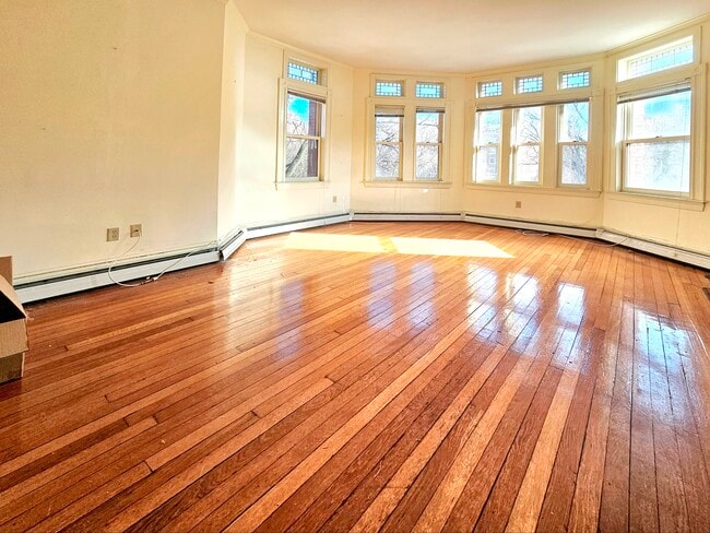 197 Commonwealth Ave