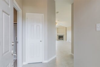 2209 Highland Crossing Dr in Conroe, TX - Building Photo - Building Photo