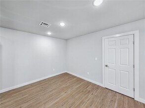 6310 NW Kathleen St in Bentonville, AR - Building Photo - Building Photo
