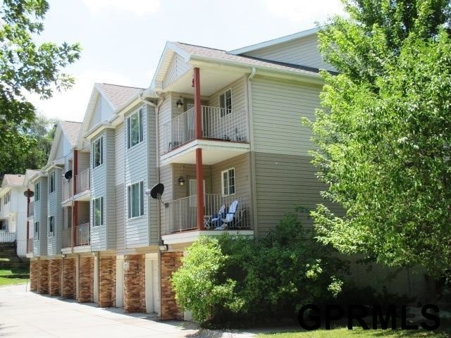 property at 4404 S 16th St