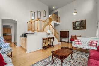 2311 Hazeltime Dr in Vernon Hills, IL - Building Photo - Building Photo