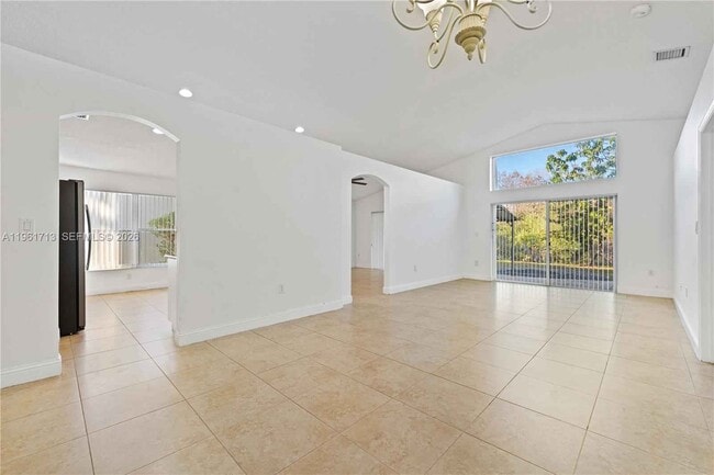 17491 SW 33rd St in Miramar, FL - Building Photo - Building Photo