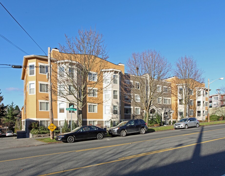 Watermarke Apartments in Seattle, WA - Building Photo