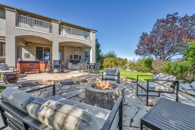 1520 Taos Ln in Reno, NV - Building Photo - Building Photo