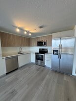 10772 NW 78th Ter, Unit S3 in Miami, FL - Building Photo
