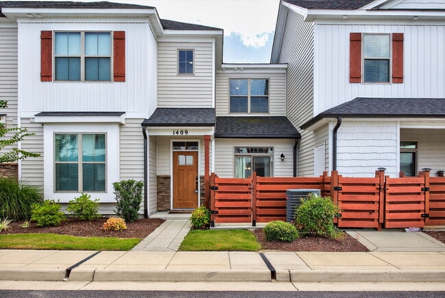 property at 1409 Union Pacific Wy