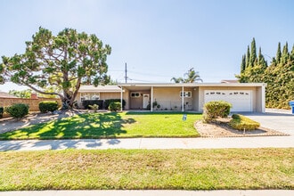 9549 Forbes Ave in Northridge, CA - Building Photo - Building Photo