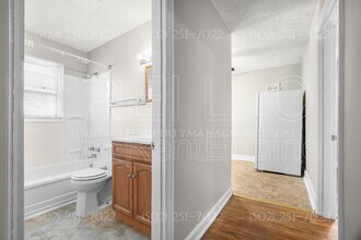 3908 Greenwood Ave in Louisville, KY - Building Photo - Building Photo