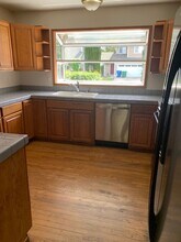 1124 Hailey Ct in Rohnert Park, CA - Building Photo - Building Photo