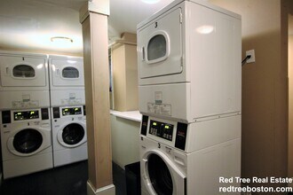 384 Commonwealth Ave, Unit 62 in Boston, MA - Building Photo - Building Photo