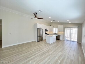 8456 W Gilmore Ave in Las Vegas, NV - Building Photo - Building Photo
