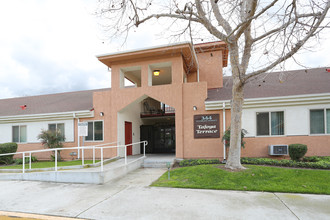 Tafoya Terrace in Moorpark, CA - Building Photo - Building Photo