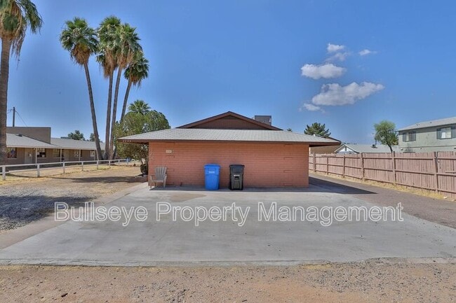 2245 W Glenrosa Ave in Phoenix, AZ - Building Photo - Building Photo