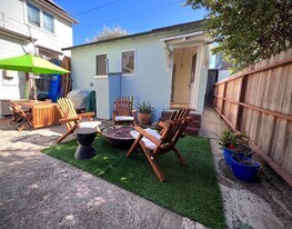 140 Hart Ave in Santa Monica, CA - Building Photo