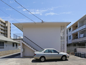 1760 Malanai St in Honolulu, HI - Building Photo - Building Photo