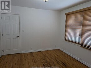 3456 Everts Ave in Windsor, ON - Building Photo - Building Photo