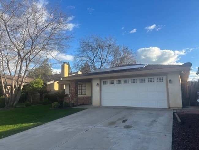 7901 Gallup Dr in Bakersfield, CA - Building Photo - Building Photo