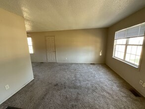 2305 Doris Ave in Del City, OK - Building Photo - Building Photo