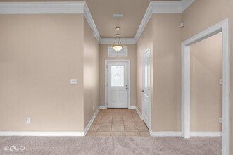 6012 Whitney Dr in Bossier City, LA - Building Photo - Building Photo