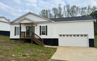 48 Seibold Rd in Guntersville, AL - Building Photo