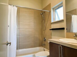 1724 13th Ave S in Seattle, WA - Building Photo - Building Photo