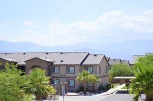 Clinton Family Apartments in Mecca, CA - Building Photo