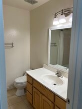 700 W La Veta Ave in Orange, CA - Building Photo - Building Photo