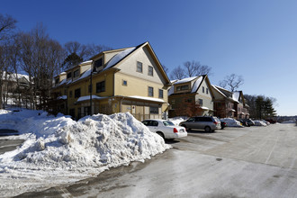 Waverly Woods in Belmont, MA - Foto de edificio - Building Photo