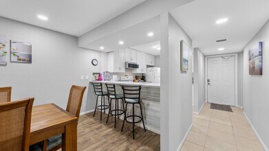 3676 Arctic Cir in Naples, FL - Building Photo - Building Photo