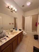 772 NE 191st Ter in Miami, FL - Building Photo - Building Photo