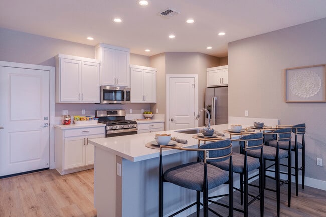 Roseview Townhomes in Carson City, NV - Foto de edificio - Interior Photo