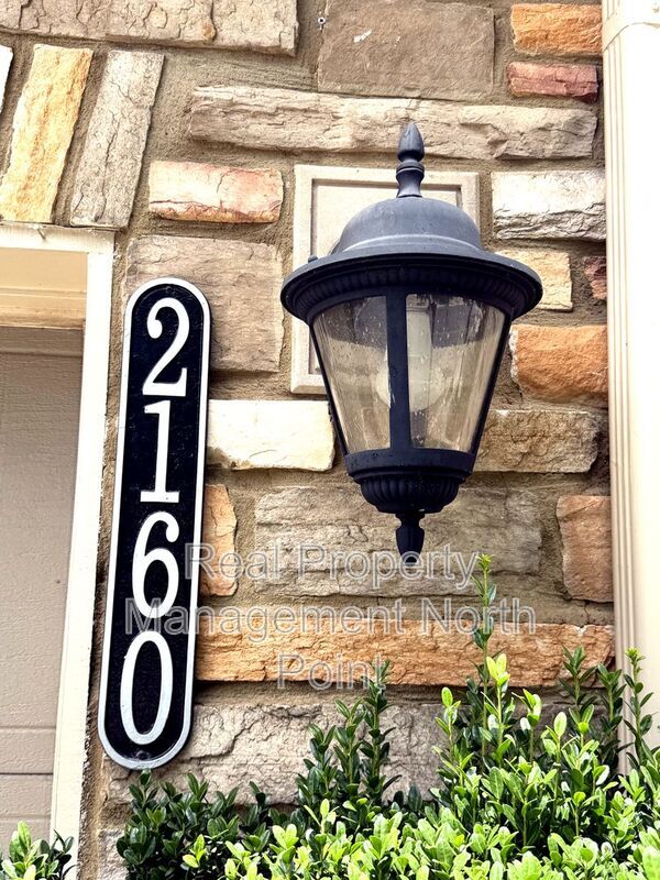 property at 2160 Crestridge Trail NE