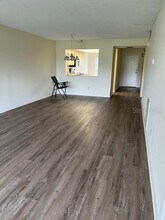 4327 Longmeadow in Sarasota, FL - Building Photo - Building Photo