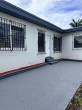 956 NE 80th St in Miami, FL - Building Photo - Building Photo