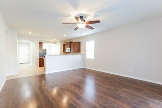 24656 W Mobile Ln in Buckeye, AZ - Building Photo - Building Photo