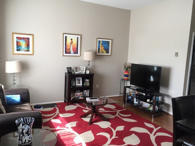 9377 Indian Camp Rd, Unit A in Columbia, MD - Foto de edificio - Building Photo