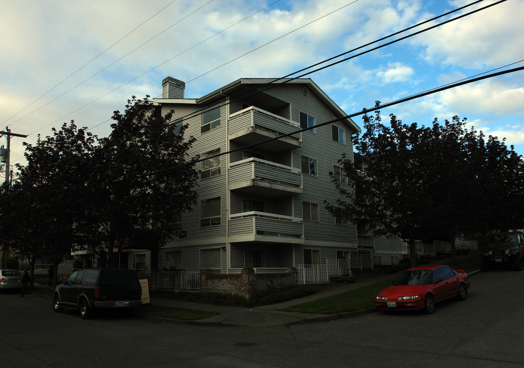 The Stone Court Apartments in Seattle, WA - Building Photo