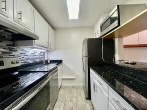 1643 Cambridge St in Cambridge, MA - Building Photo - Building Photo